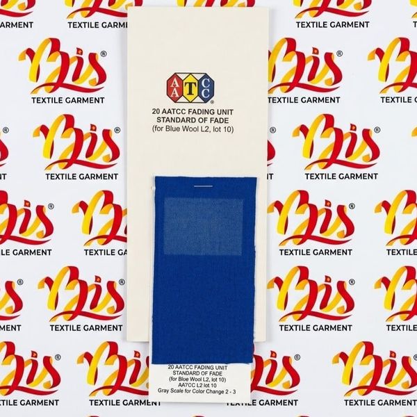 Chuẩn phai màu cho len xanh AATCC 38610C 