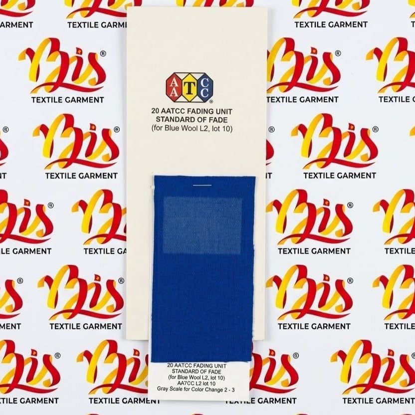  Chuẩn phai màu cho len xanh AATCC 38610C 