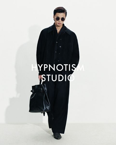  SWIFT SLING LEATHER BAG 