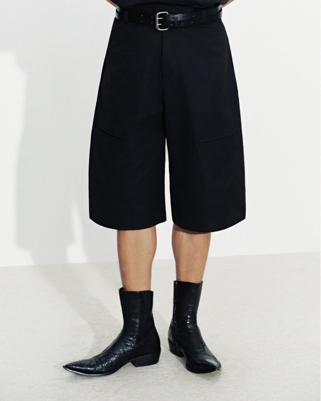  BERMUDA FLAP SHORTS 