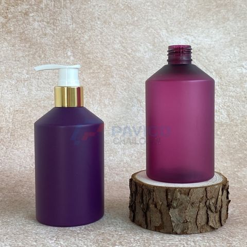 Chai nhựa Pet 500ml 750ml đựng sữa tắm màu tím mờ nắp vòi nhấn mạ vàng