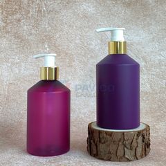 Chai nhựa Pet 500ml 750ml đựng sữa tắm màu tím mờ nắp vòi nhấn mạ vàng