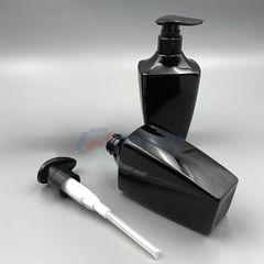Chai nhựa pet 300ml 500ml đựng dầu gội màu đen bóng nắp vòi pump