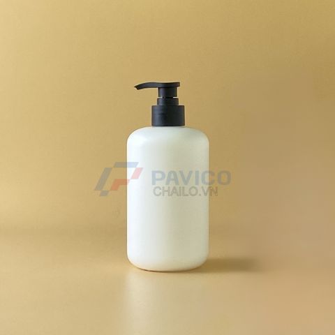 Chai nhựa Pet 500ml 750ml đựng sữa tắm màu trắng nắp vòi nhấn