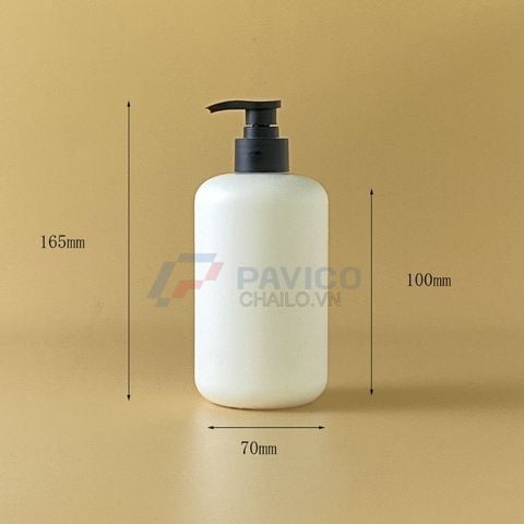 Chai nhựa Pet 500ml 750ml đựng sữa tắm màu trắng nắp vòi nhấn