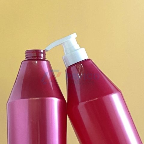 Chai nhựa Pet 500ml 800ml đựng sữa tắm màu đỏ nắp vòi nhấn