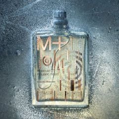 Escentric Molecules M+ Molecule 01 + Guaiac Wood EDT