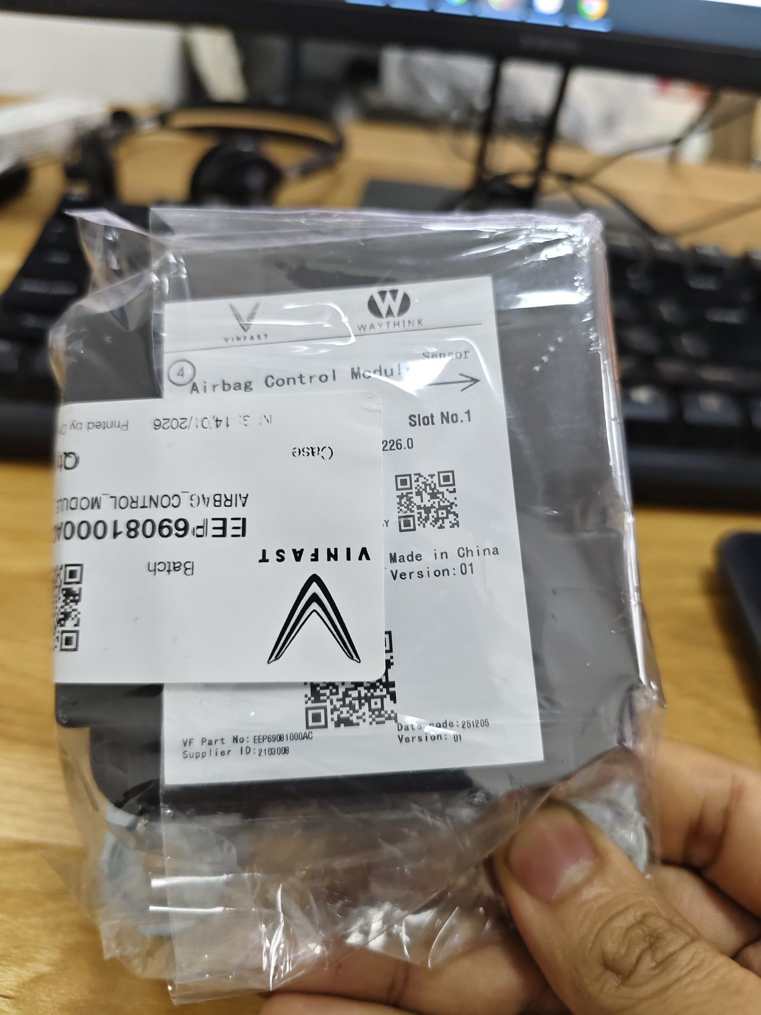 Hộp túi khí Vinfast VF 3