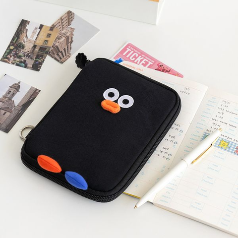 Ví đựng hộ chiếu Brunch Brother Passport Pouch – Gọn gàng, tiện lợi và siêu dễ thương
