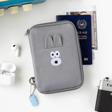 Ví đựng hộ chiếu Brunch Brother Passport Pouch – Gọn gàng, tiện lợi và siêu dễ thương