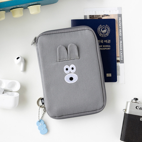 Ví đựng hộ chiếu Brunch Brother Passport Pouch – Gọn gàng, tiện lợi và siêu dễ thương