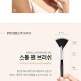 Cọ trang điểm tạo khối hình quạt STUDIO17 SMALL FAN BRUSH 463