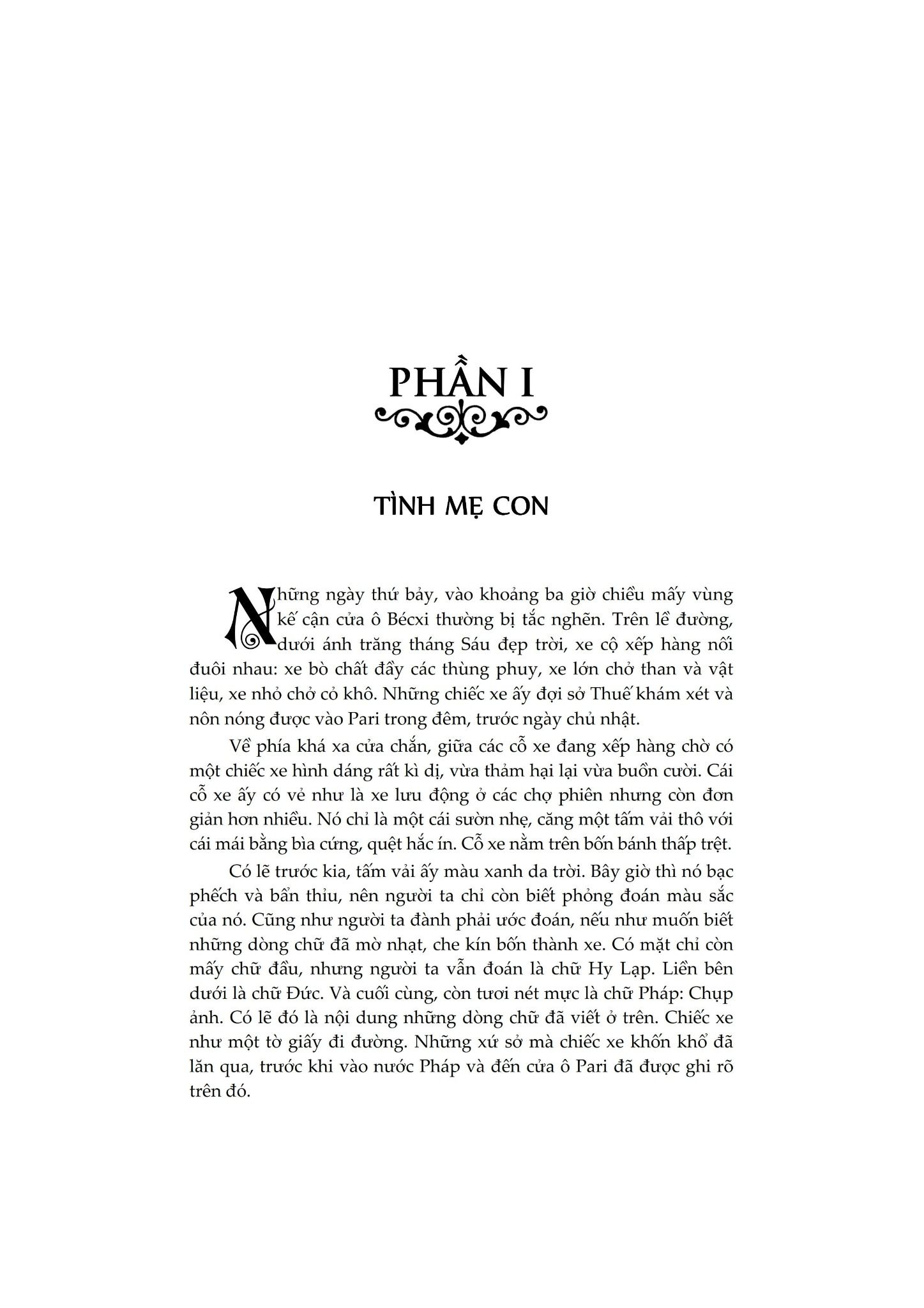  Trong Gia Đình (Bìa Cứng) 