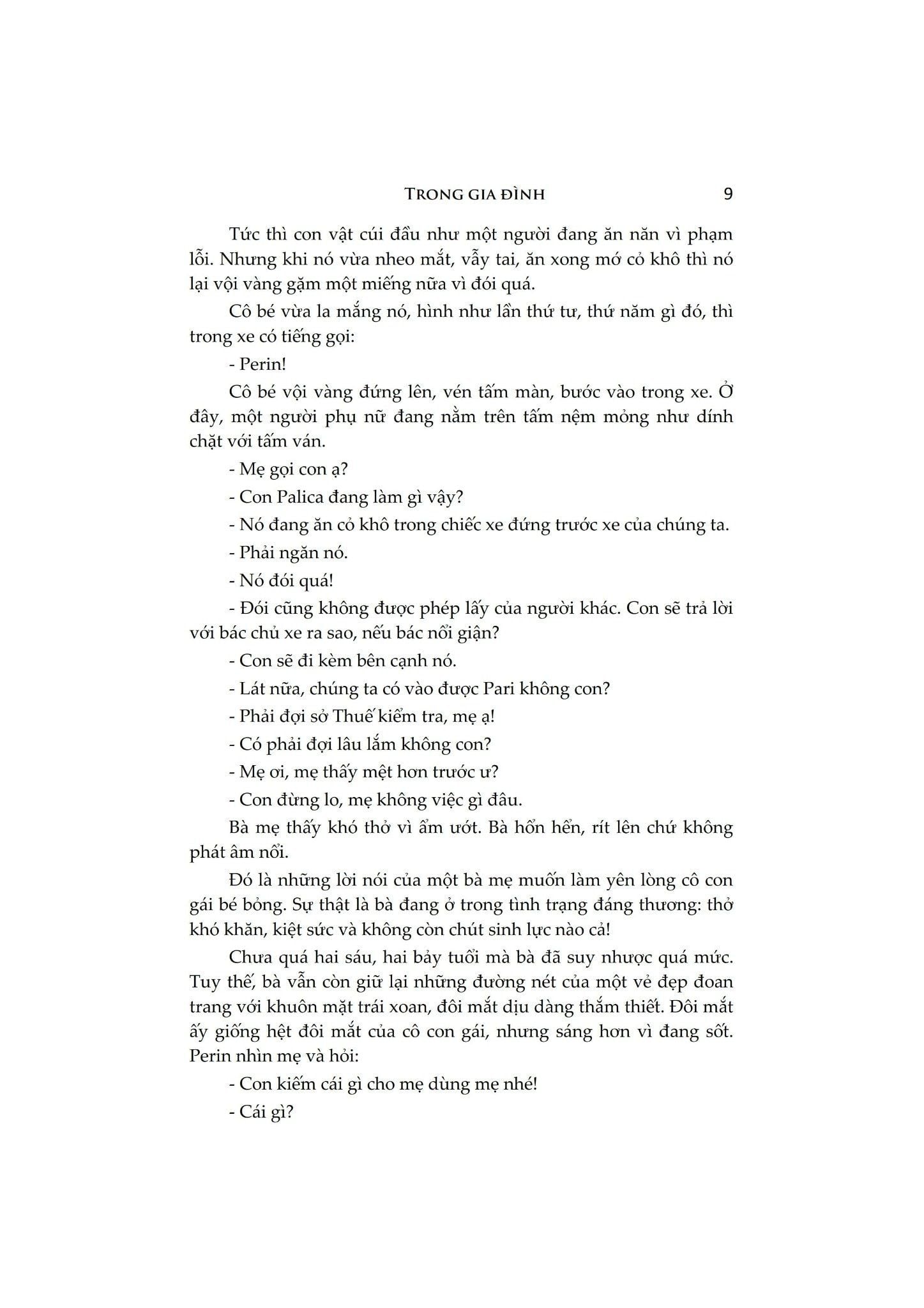  Trong Gia Đình (Bìa Cứng) 