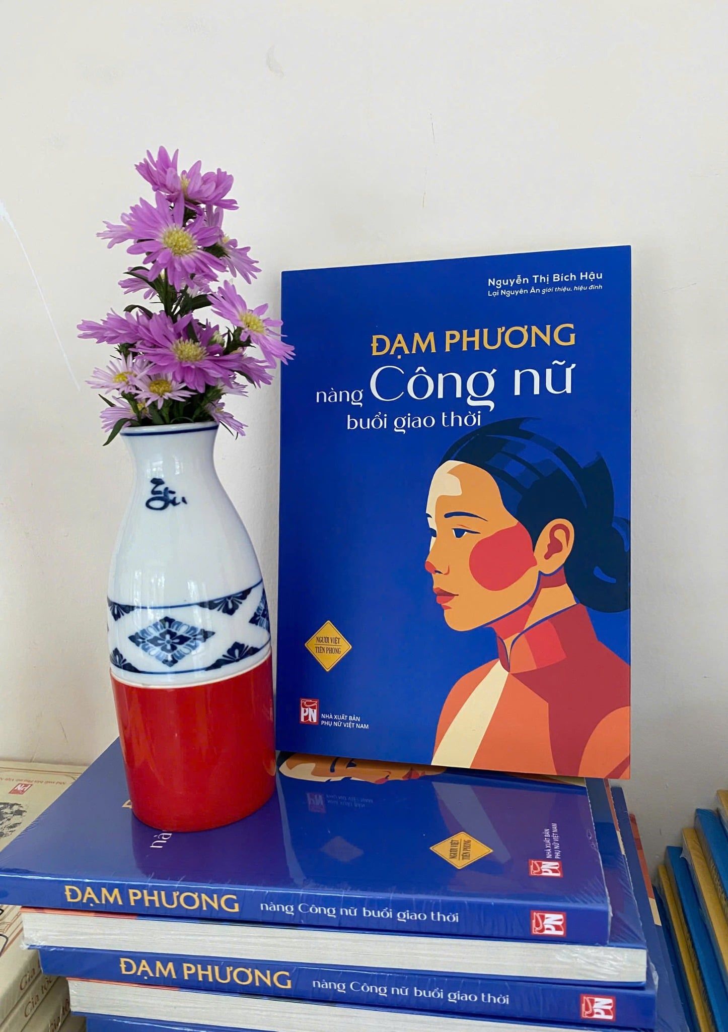  Đạm Phương - Nàng Công Nữ Buổi Giao Thời 