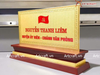  Quà tặng Biển Chức Danh bằng đồng mạ vàng 24K kích thước 16cm 
