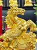  Quà Tặng Sếp Tượng Mã Đáo Thành Công dát vàng 24k kích thước 32x24cm 