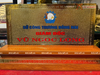  Quà tặng Biển Chức Danh bằng đồng mạ vàng 24K kích thước cao 15,8 x 31cm 