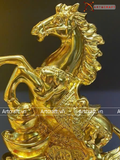  Quà Tặng Sếp Tượng Mã Đáo Thành Công dát vàng 24k kích thước 29x9,5x24cm 