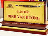  Quà tặng Biển Chức Danh bằng đồng mạ vàng 24K kích thước 16x24,5cm 