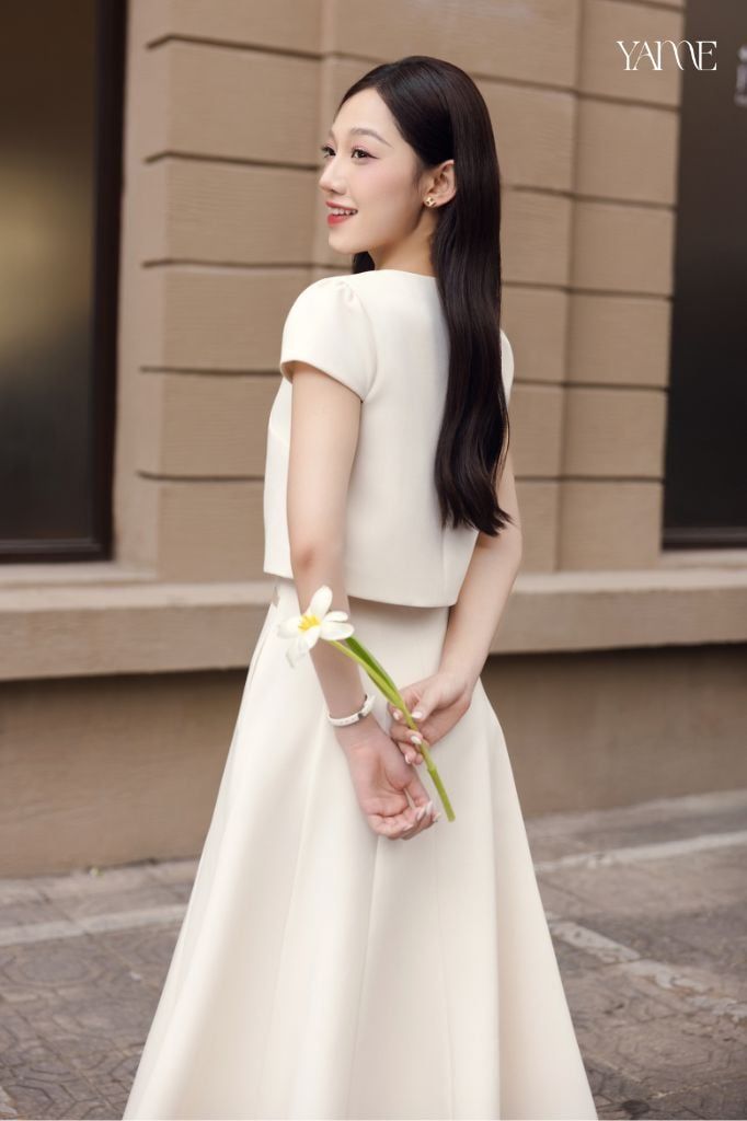 Set Áo Dáng Crop Tay Hến Phối Chân Váy Dài YAME YS747