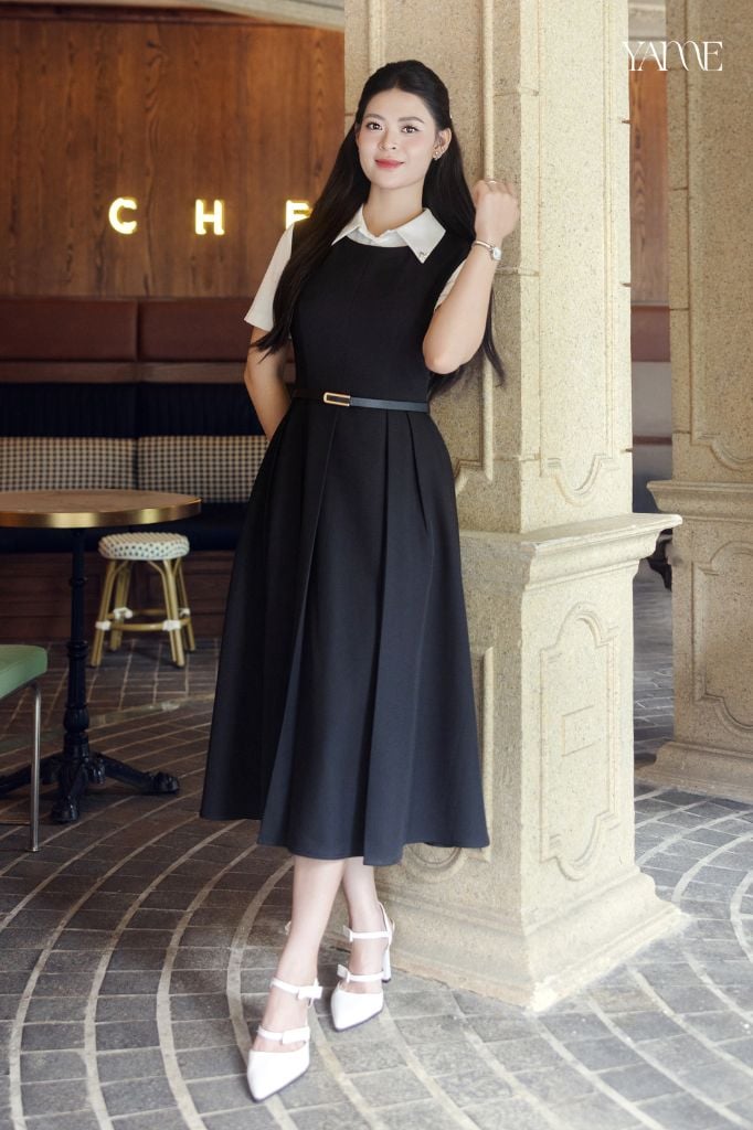Váy Thiết Kế Cổ Sơ Mi Đính Đá Dáng Xòe YAME YV720