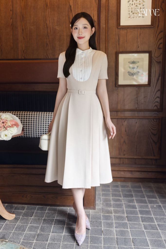 Váy Thiết Kế Màu Kem Phối Ngực Xếp Ly Trắng YAME YV746