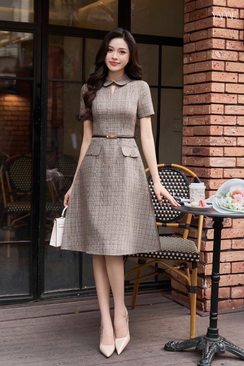 Váy Có Túi Thiết Kế Dáng A Cổ Sen Khoét Giọt Lệ YAME YV929