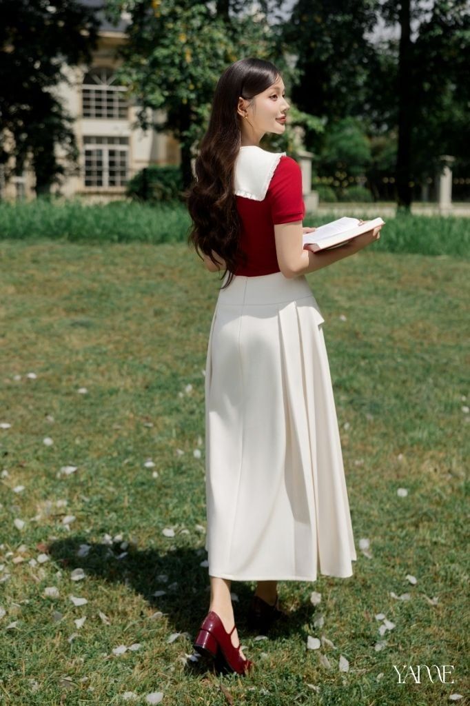 Áo Đỏ Ngắn Tay Cúc Bọc Cổ Thủy Thủ YAME YA729