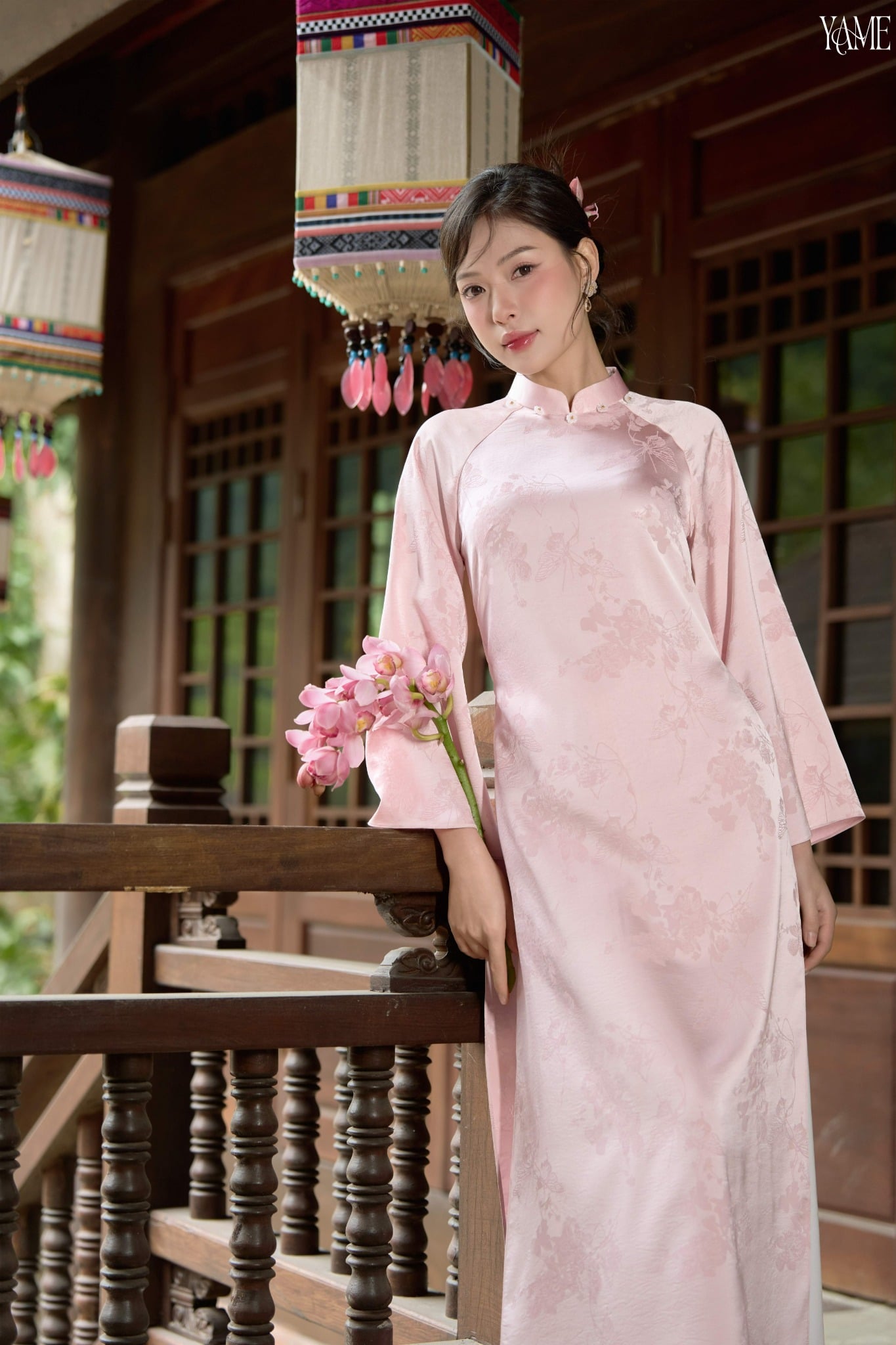 YAME - (TẶNG LÌ XÌ) Set Áo Dài Lụa Gấm Hoạ Tiết Hồ Điệp Dày Dặn Đứng Form Một Tà Tay Raplan Dài Quần Lụa Trơn Nhu YAD855