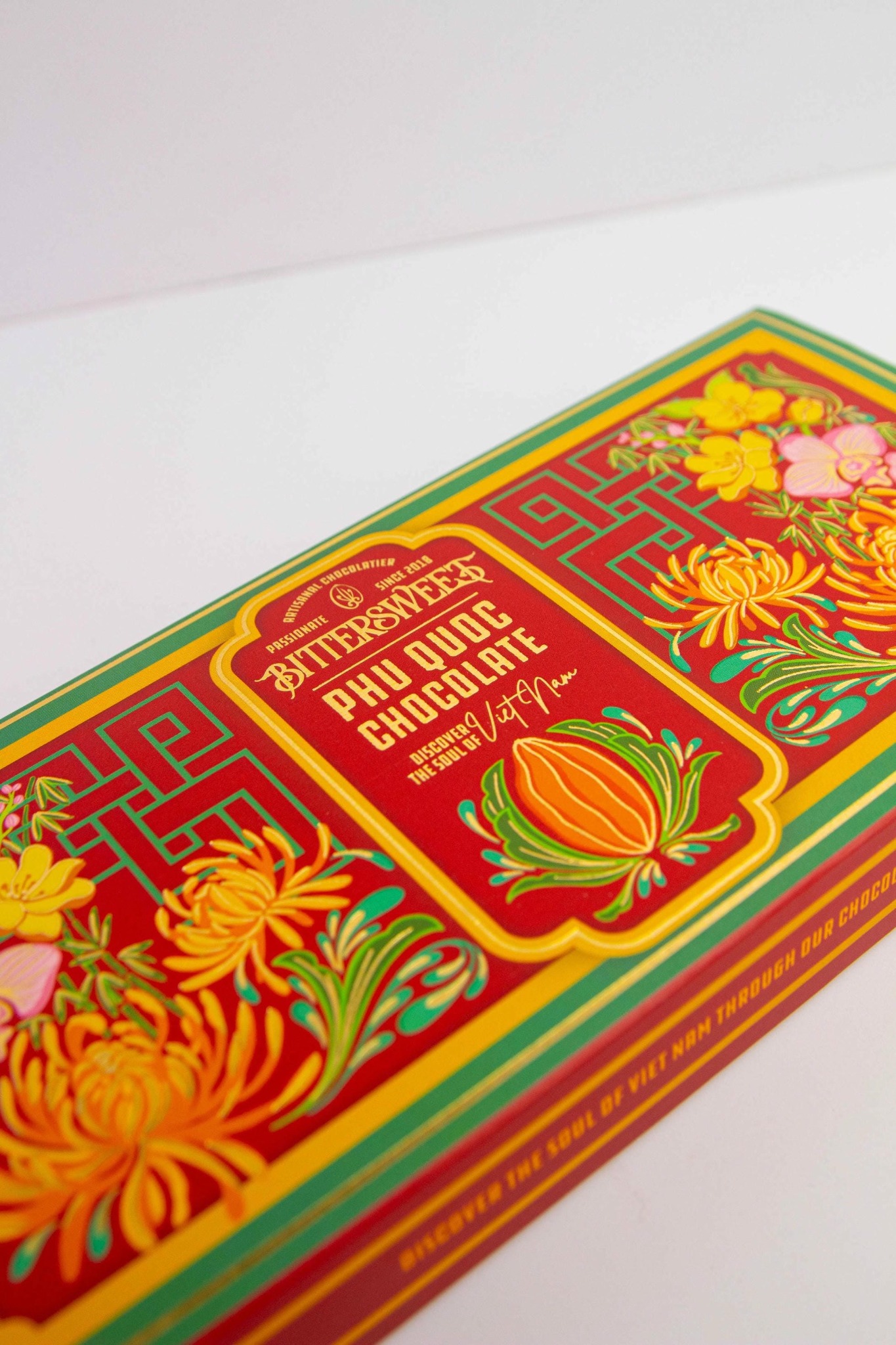 Hộp Socola Bittersweet THIỀU HOA 18gr - 10 viên