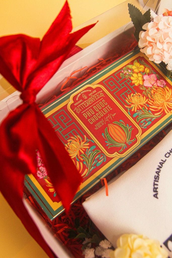 Hộp Socola Bittersweet THIỀU HOA 06gr - 06 viên