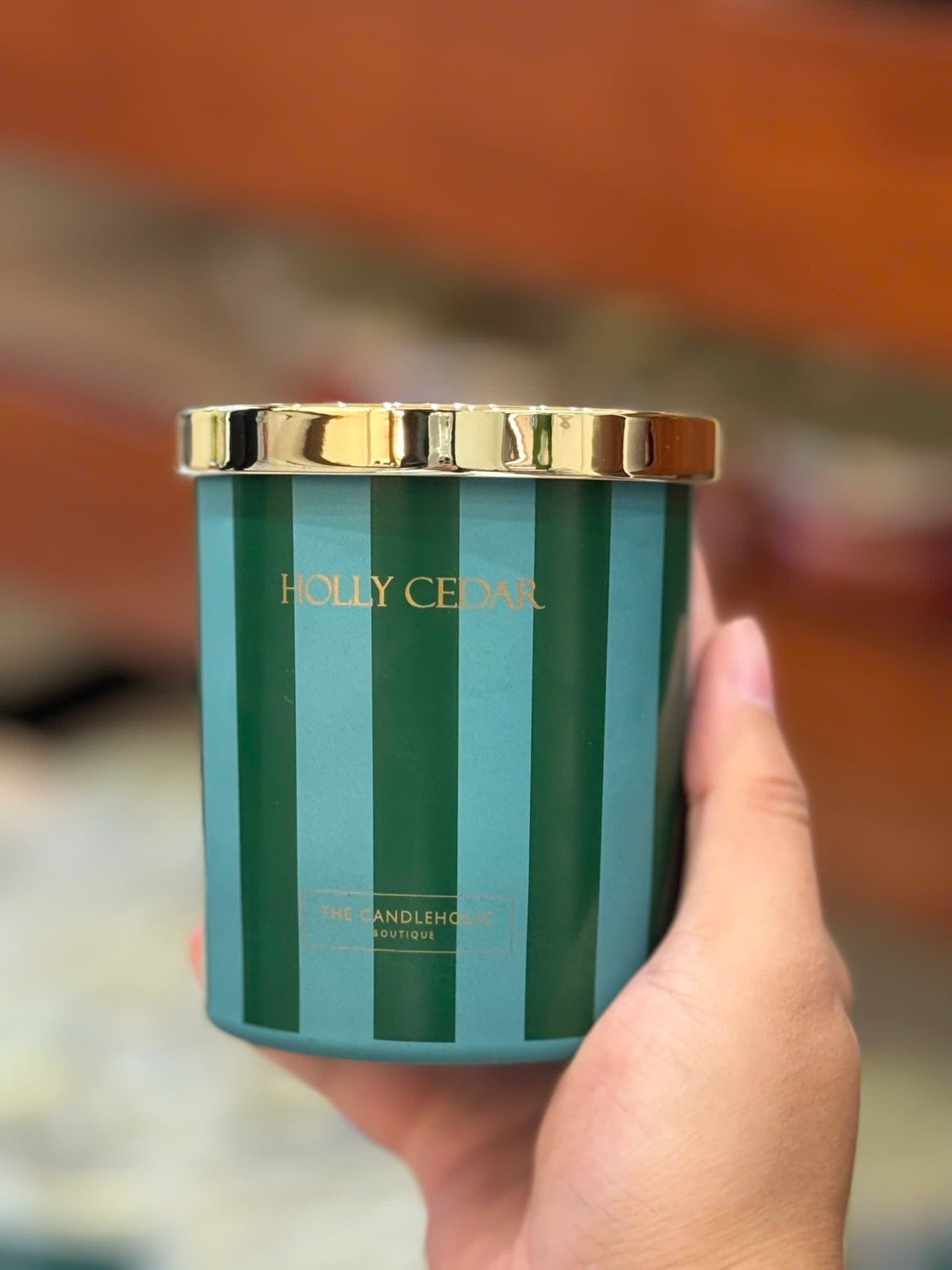 Nến Candleholic Holly Cedar