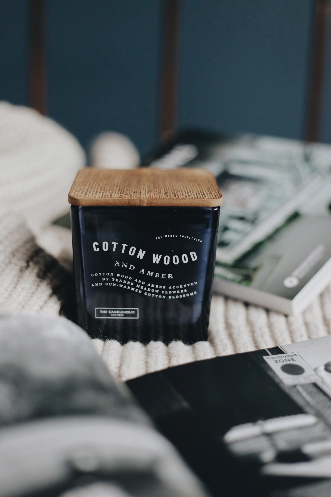 Nến Candleholic Cottonwood Amber