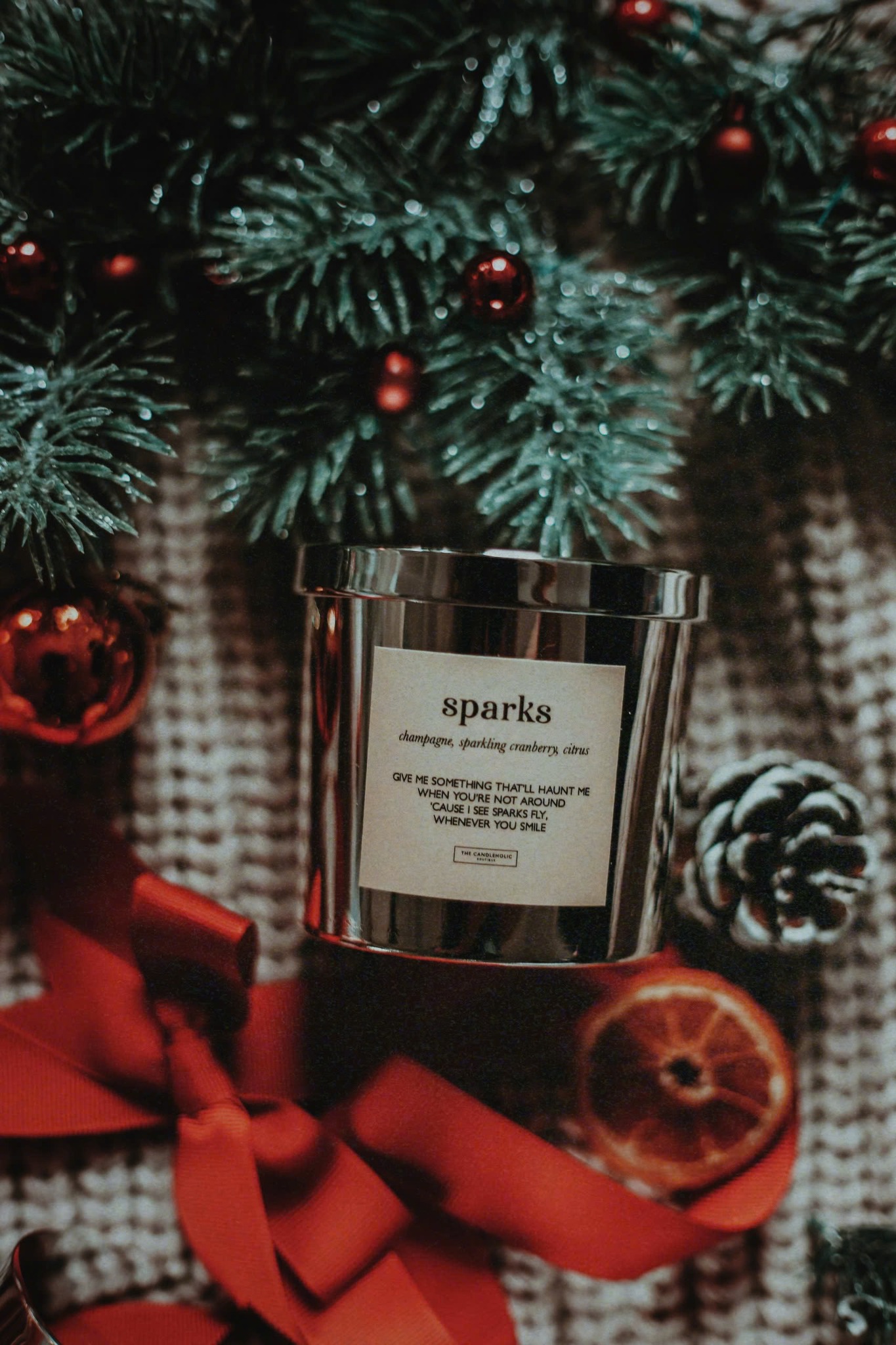 Nến Candleholic Sparks