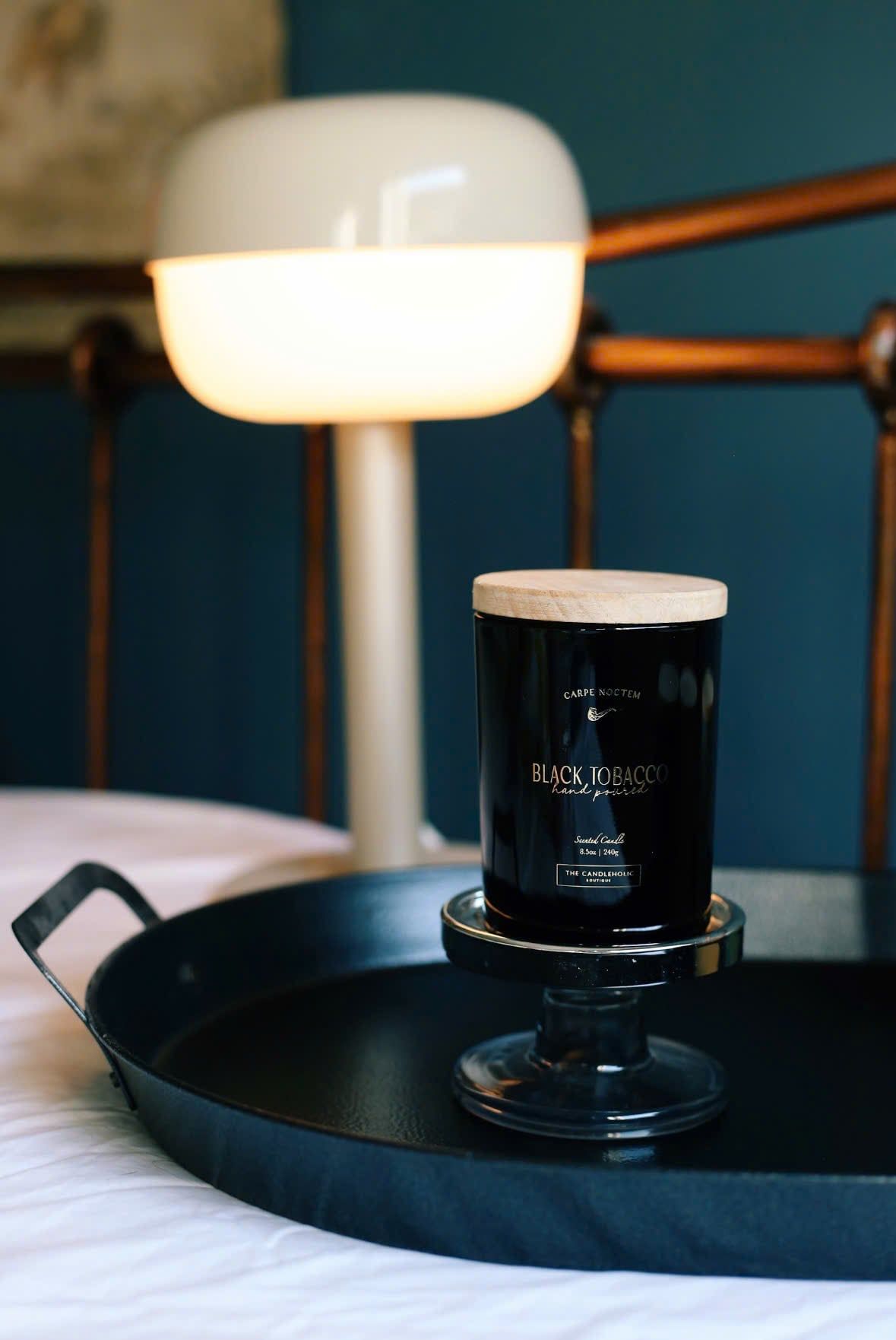 Nến Candleholic Black Tobacco