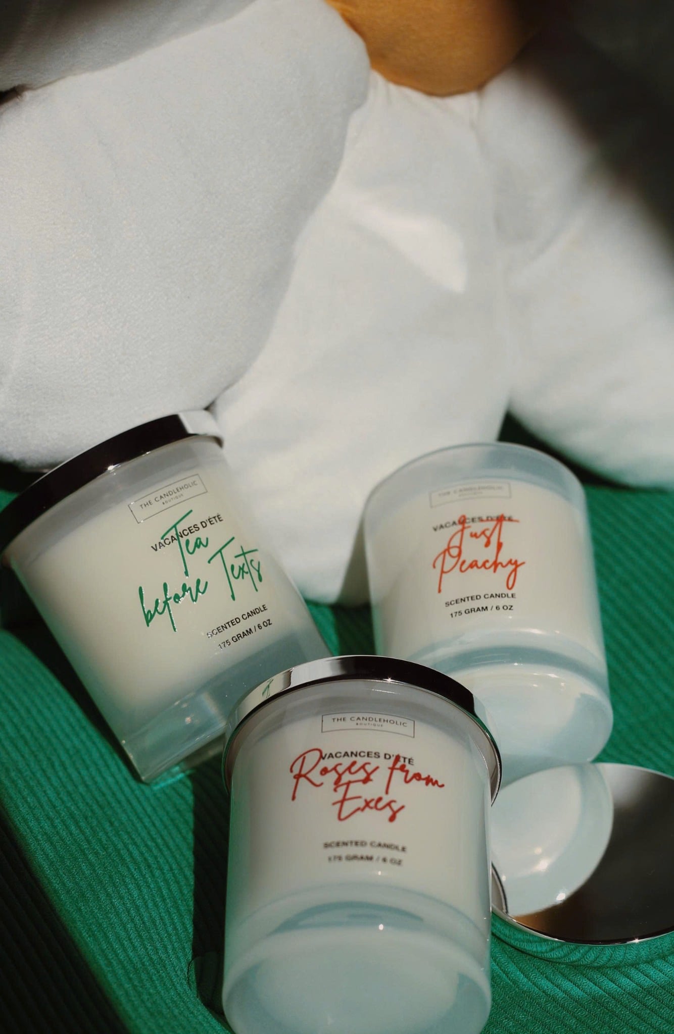 Nến Candleholic Tea Before Texts