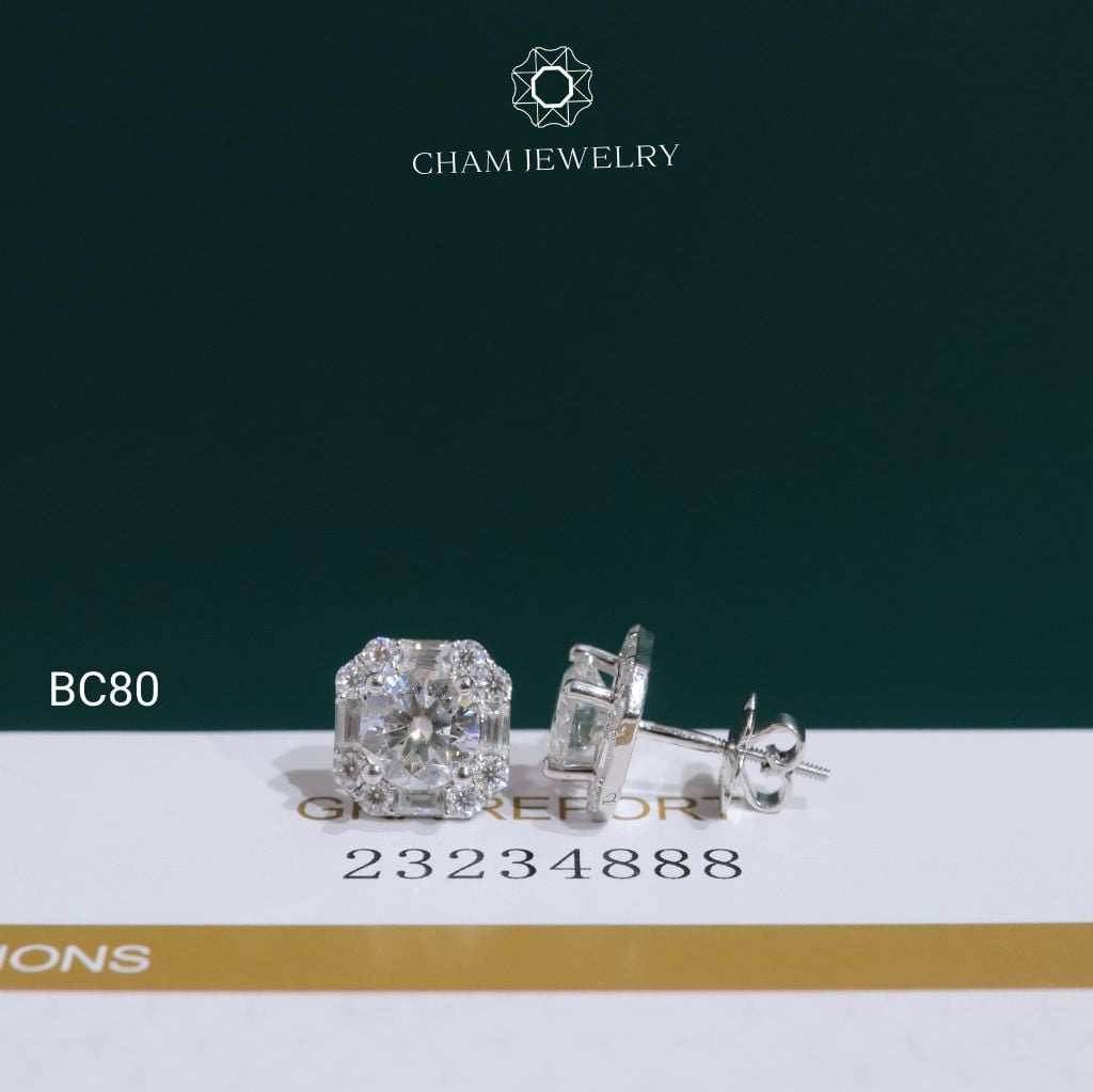 Hoa Tai BC80 CHAM JEWELRY, Hoa Tai Full Moissanite Chủ 6.0mm (Barcode OB94)