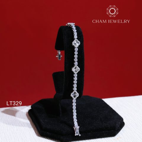 Lắc Tay LT329 CHAM JEWELRY, Lắc Cỏ 4 Lá Trắng, Bản 6mm (Barcode TLT1325).