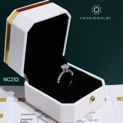 Nhẫn NC252 CHAM JEWELRY, Nhẫn Full Đá Moissanite Chủ 6.3mm (Barcode OCNN58)