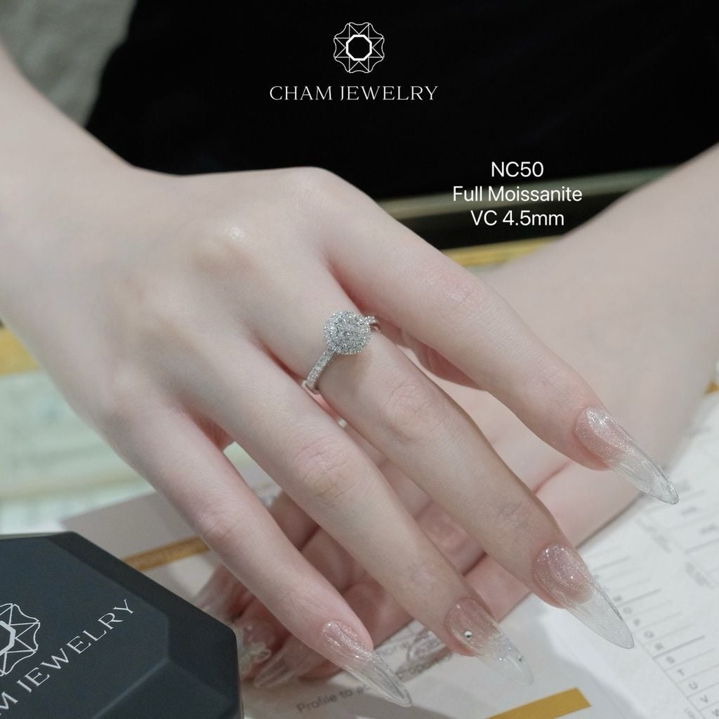 Nhẫn NC50 CHAM JEWELRY, Full Kim Cương Moissanite 4.5mm (Barcode ONNU03).