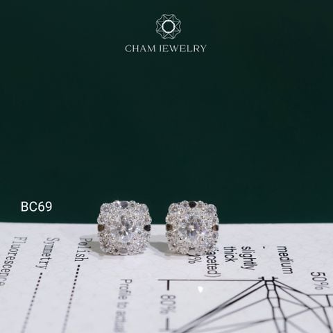 Hoa Tai CHAM JEWELRY BC69, Hoa Tai Full Moissanite Chủ 4.5mm (Barcode TVM157)