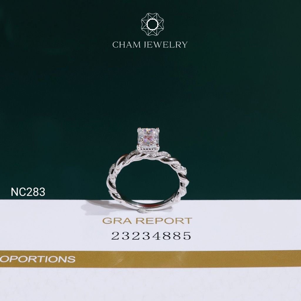 Nhẫn NC283 CHAM JEWELRY, Nhẫn Kiểu Xoắn Full Đá Moissanite C&C Chủ 5x7mm(Barcode OHN21)