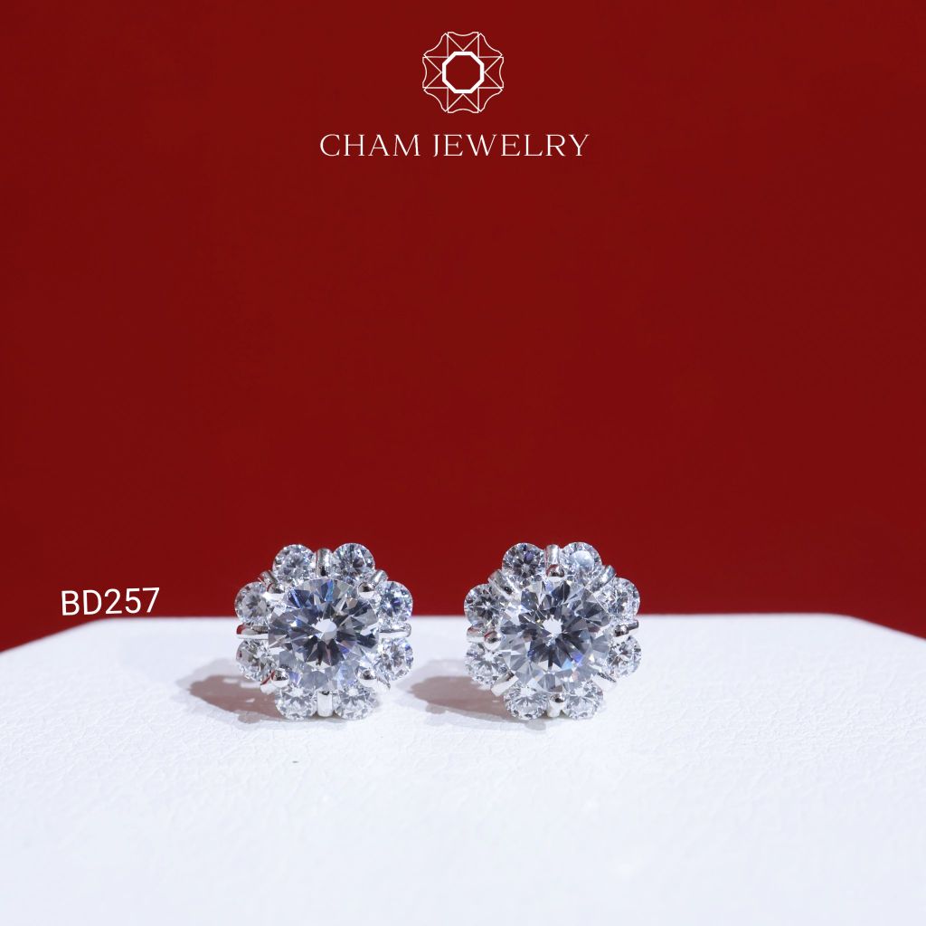 Hoa Tai BD257 CHAM JEWELRY, Chủ 5.5mm (Barcode TBD1282).