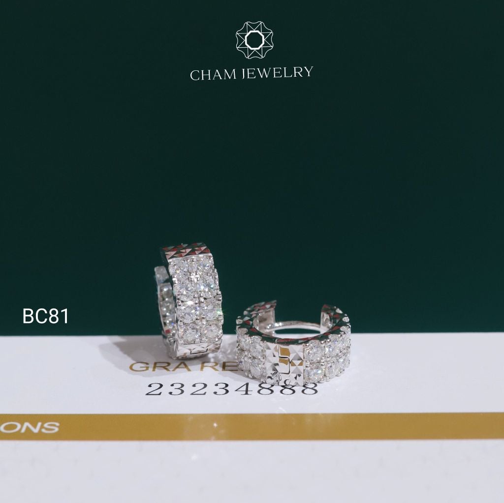 Hoa Tai BC81 CHAM JEWELRY, Hoa Tai Full Moissanite 2 Hàng Đá (Barcode OB95)