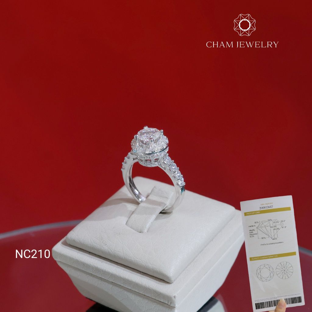 Nhẫn NC210 CHAM JEWELRY, Full Đá Moissanite Chủ 6.3mm (Barcode OCNN38)