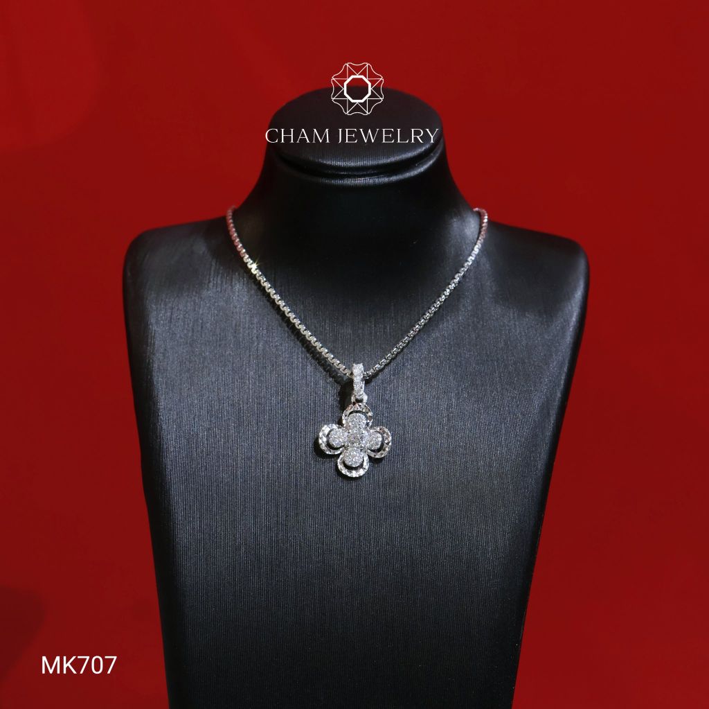 Mặt Dây Chuyền MK707 CHAM JEWELRY, Mặt Cỏ 4 Lá, Nhụy 2.5mm (Barcode TMA1795).