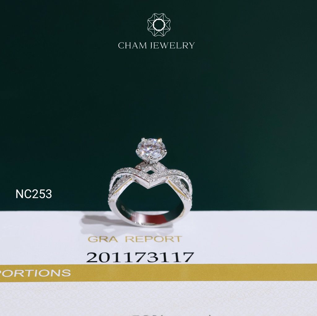 Nhẫn NC253 CHAM JEWELRY, Nhẫn Full Đá Moissanite Chủ 6.5mm (Barcode OCNN60)