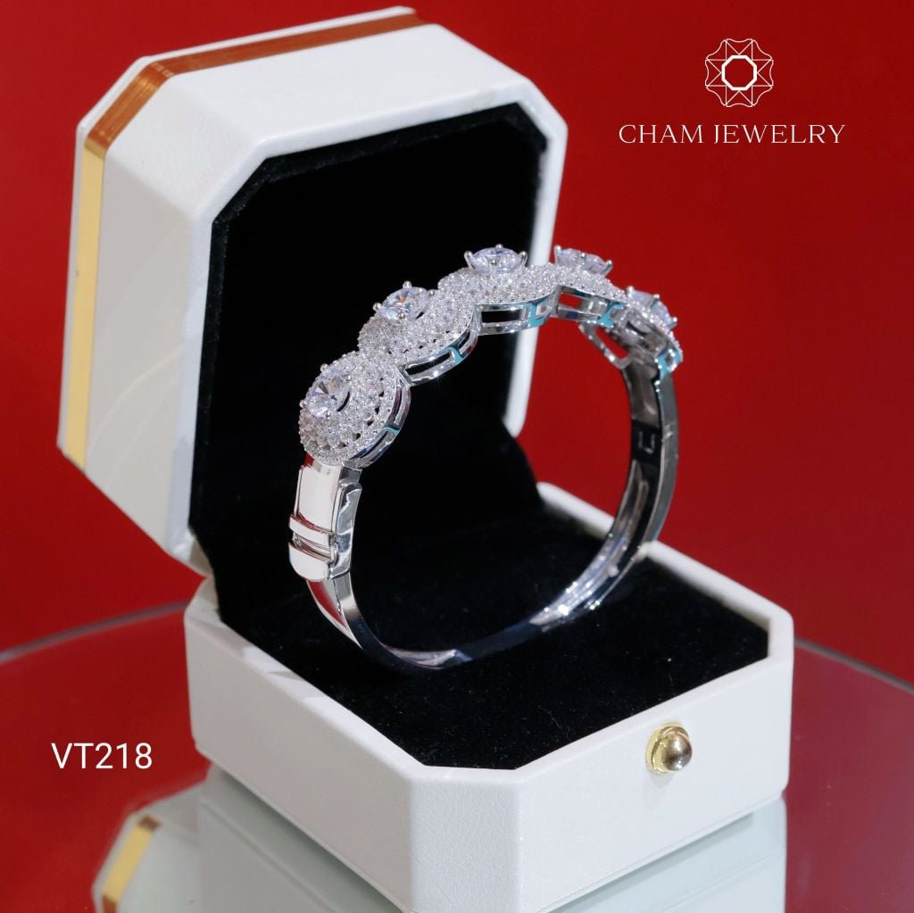 Vòng Tay VT218 CHAM JEWELRY Chủ 6.0mm (Barcode CV7200)