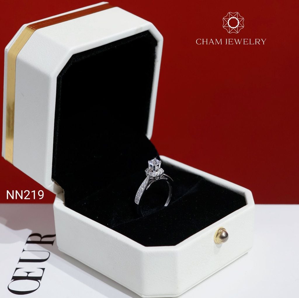 Nhẫn NN219 CHAM JEWELRY, Chủ 4.0mm( Barcode TNN1871).